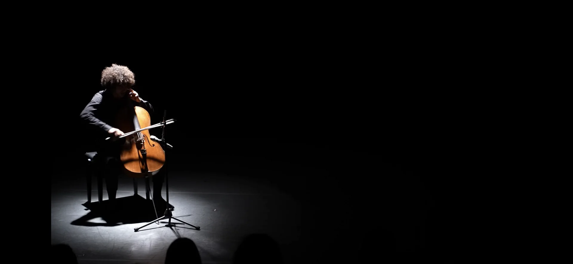 Watch Timeless, a live session by Lione Freeman